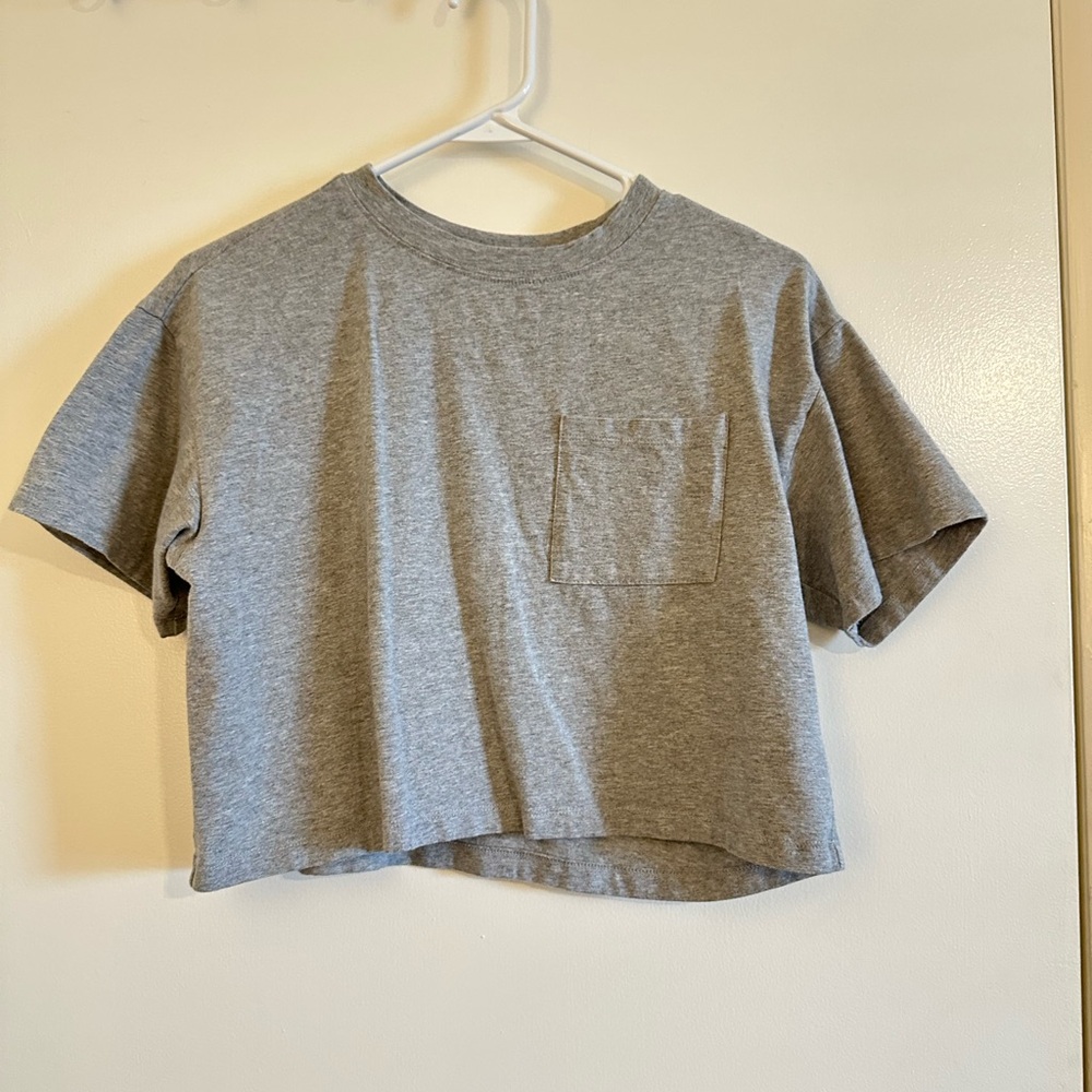 Gray Cropped T-Shirt with Pocket